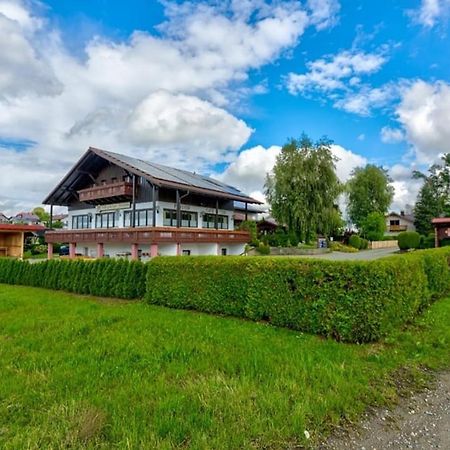 Готель Cafe Zum Toni Thyrnau Екстер'єр фото